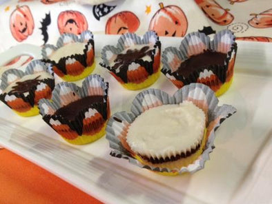 Trick-Or-Treat Reese's (With a Dark Chocolate Filling)